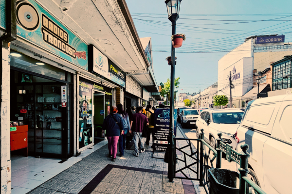 [Imagen del interior de la tienda Radios Troncoso]